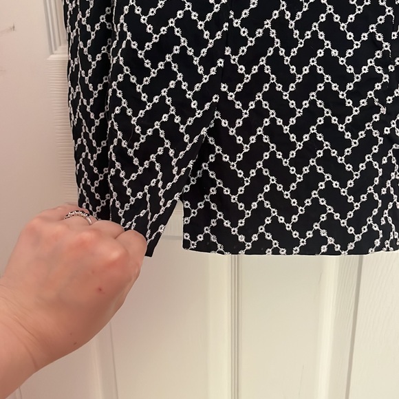 Pattern dress - Picture 7 of 8